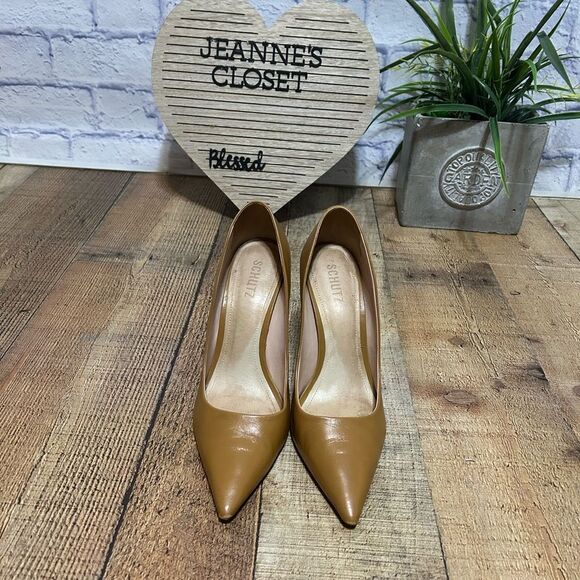 Schutz x Revolve Lou Pump in Dark Caramel - Picture 7 of 13